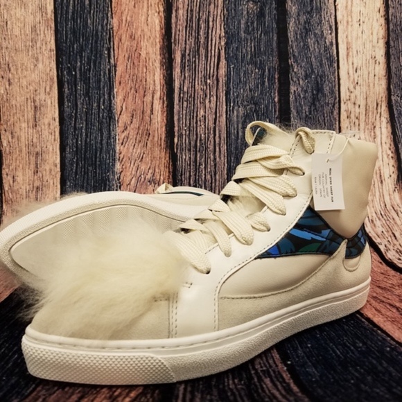 Coach Q8806 Shearling Pointy Toe High Top - Picture 8 of 8